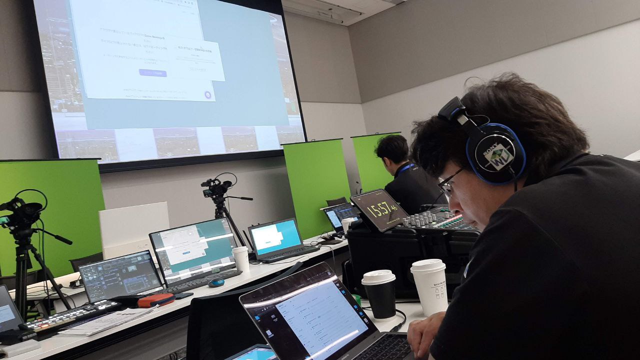 技術スタッフによる配信サポート